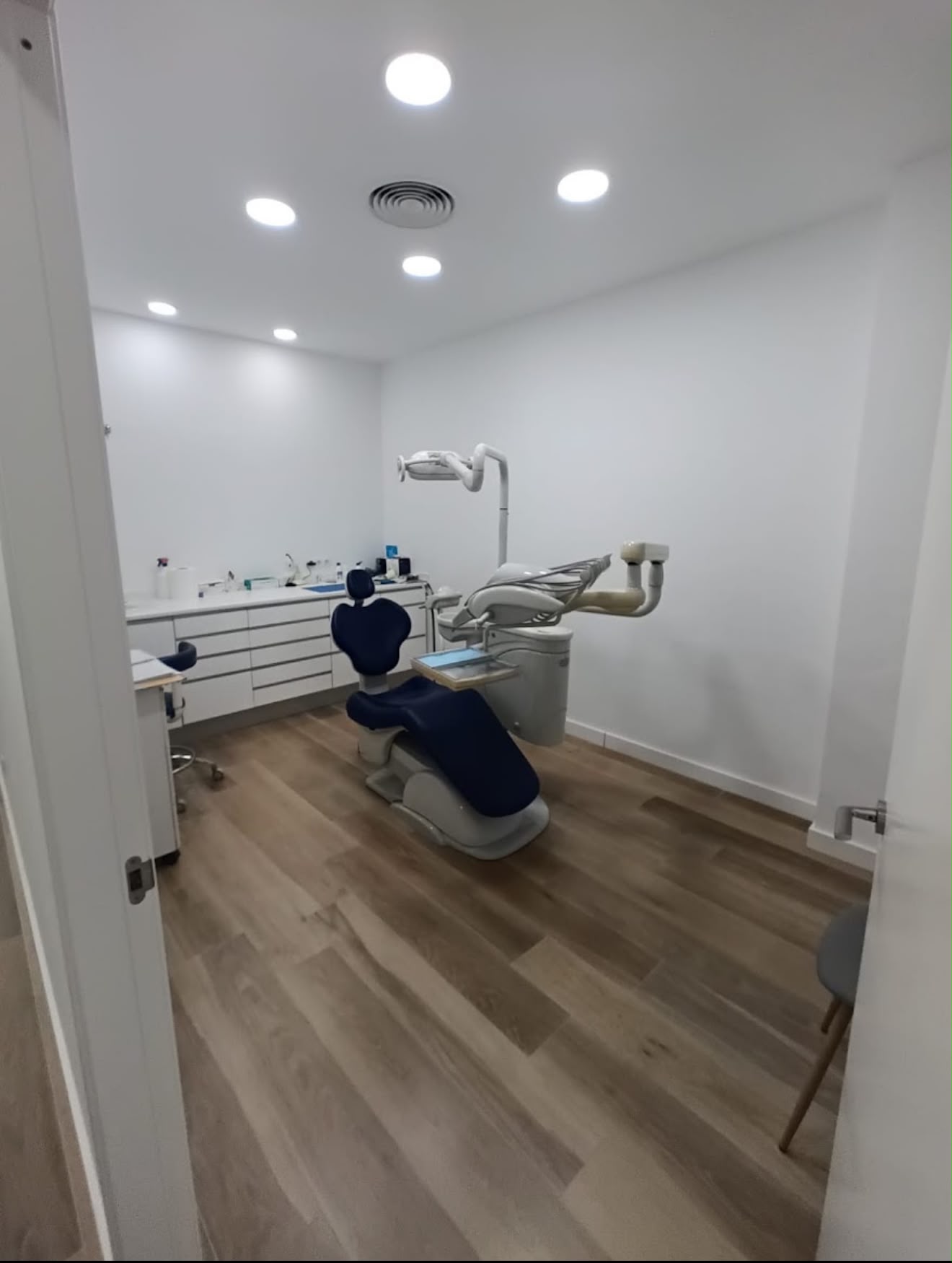 CLINICA DENTAL DR.FUENTES SOLANS — imagen 5