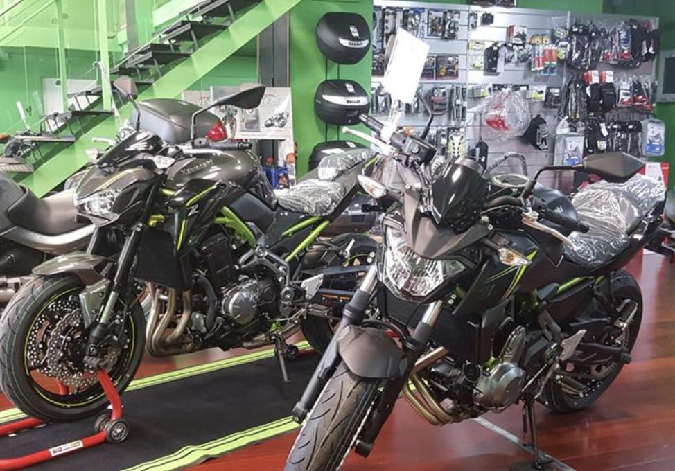 MOTO AXIAL — imagen 2