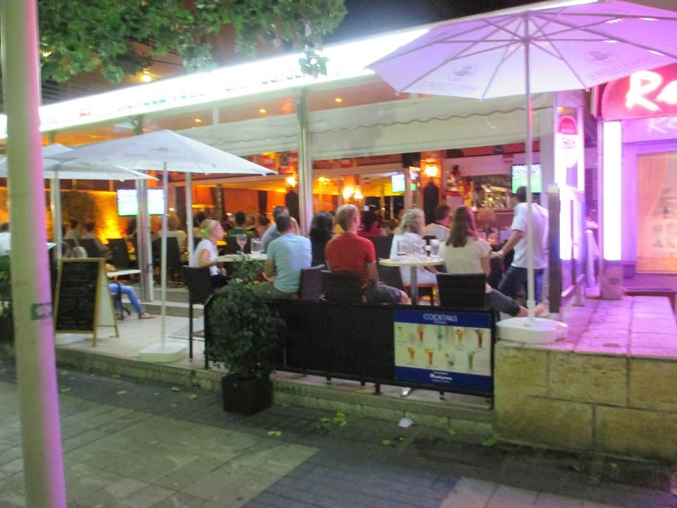 RESTAURANTE RENDEZVOUS GARDEN — imagen 1